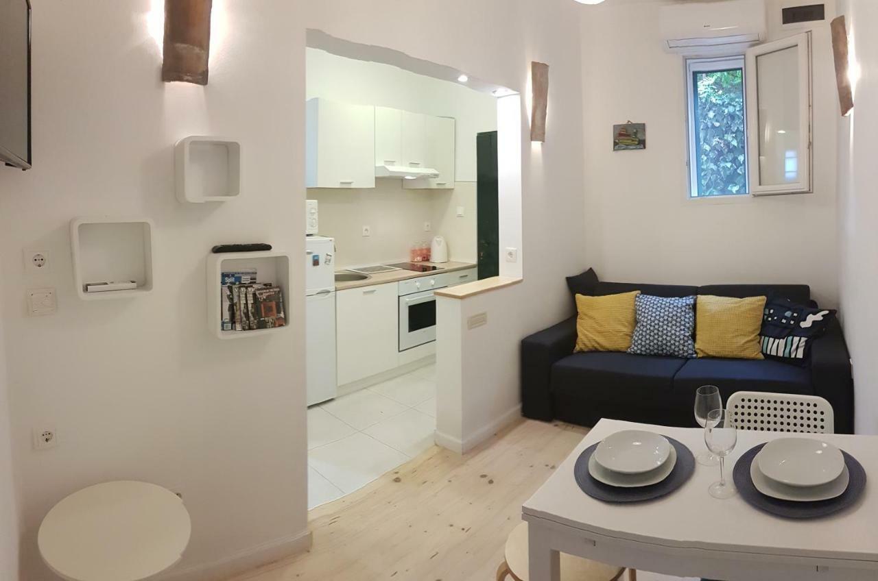 Apartment Bezic Каштела Экстерьер фото
